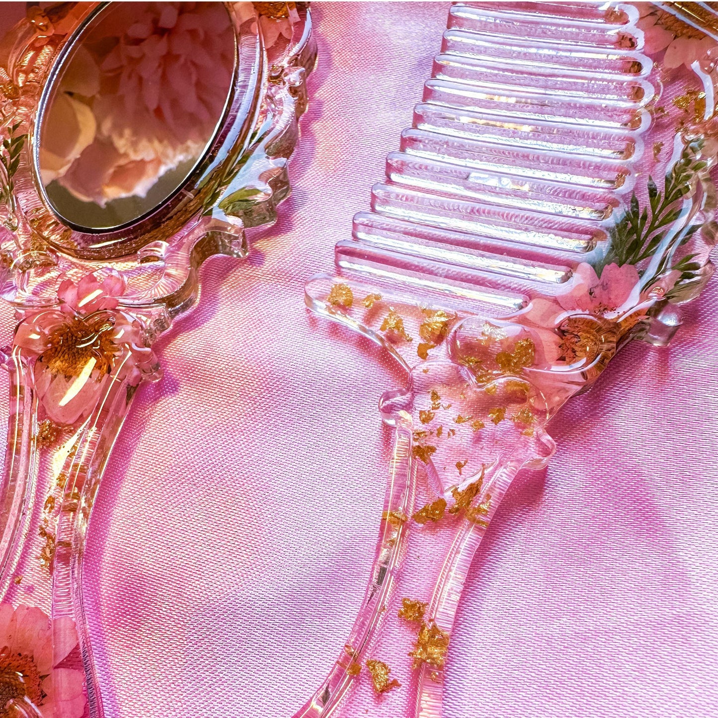 Handmade Resin Floral Hair Comb & Matching Mirror Set